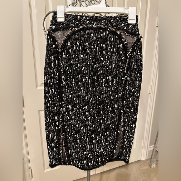 Zac Posen tweed fabric skirt with mesh cutout detailing - size 2 - Picture 1 of 6
